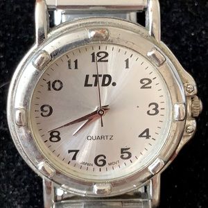 Ltd watch men’s vintage silvertone stretchy band